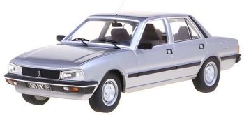 ODE164 - PEUGEOT 505 GR 1982 Silver