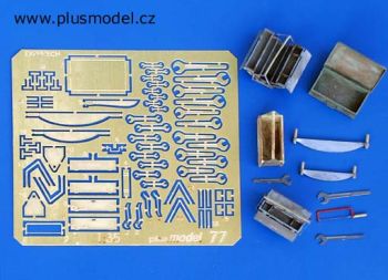 PLS077 - Model reduced of tools box and tools not paint not build