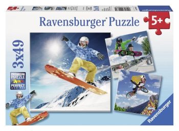 RAV09287 - 3 Action Sport Puzzles - 49 Pieces