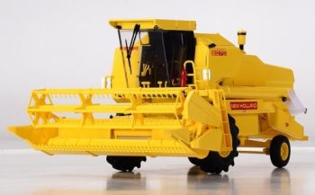 REP504 - NEW HOLLAND 8070 harvester with cab