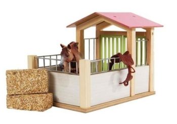 KID610206 - Box for horse