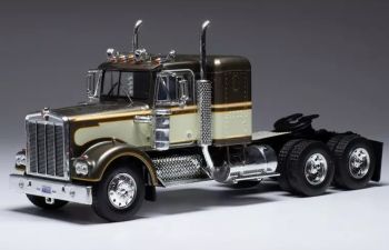 IXOTR145.22 - KENWORTH W 900 6x4 from 1990 brown and beige