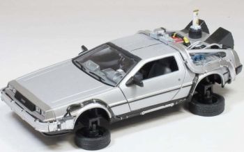 WEL22441FV-GW - DELOREAN DMC12 back to the Futur II